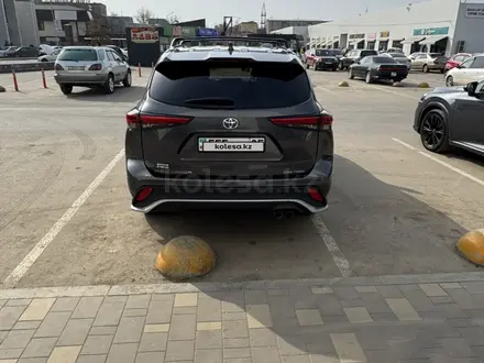Toyota Highlander 2022 года за 25 000 000 тг. в Алматы – фото 4