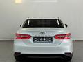 Toyota Camry Luxe 2019 года за 12 500 000 тг. в Астана – фото 4