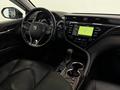 Toyota Camry Luxe 2019 года за 12 500 000 тг. в Астана – фото 13