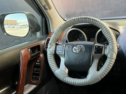 Toyota Land Cruiser Prado 2012 года за 15 900 000 тг. в Актау – фото 3