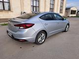 Hyundai Elantra 2019 года за 8 700 000 тг. в Алматы – фото 2