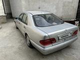 Mercedes-Benz E 230 1995 года за 1 250 000 тг. в Алматы