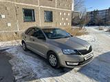 Skoda Rapid 2013 годаүшін3 700 000 тг. в Караганда