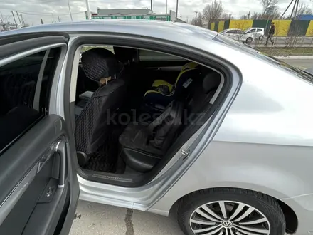 Volkswagen Passat 2011 года за 6 000 000 тг. в Костанай – фото 13