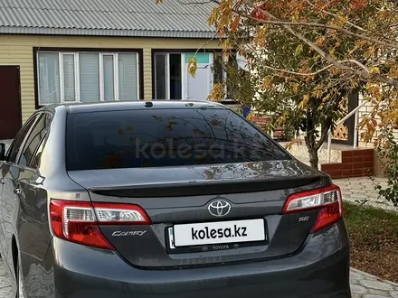 Toyota Camry 2013 года за 8 500 000 тг. в Кульсары – фото 3