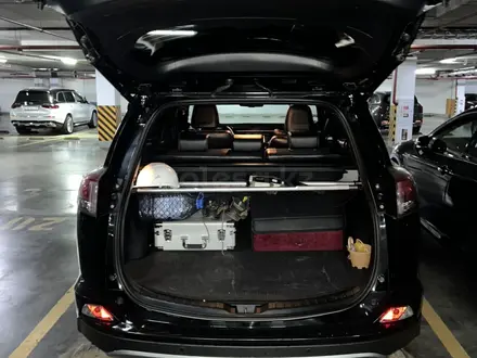 Toyota RAV4 2018 года за 12 100 000 тг. в Астана – фото 11