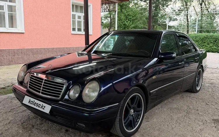 Mercedes-Benz E 320 1997 года за 2 800 000 тг. в Шымкент