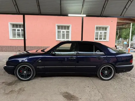 Mercedes-Benz E 320 1997 года за 2 800 000 тг. в Шымкент – фото 6