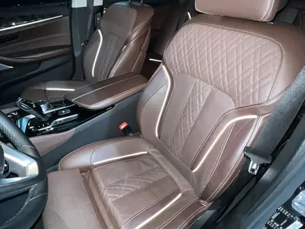 BMW 540 2018 года за 21 797 500 тг. в Алматы – фото 14