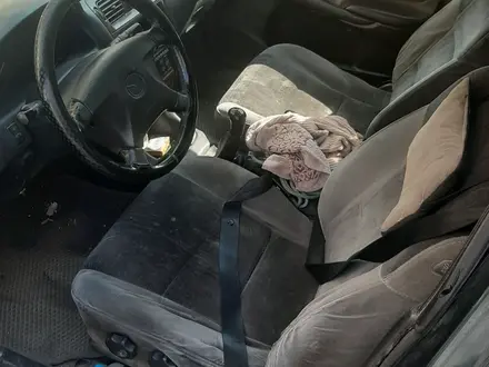 Mazda 626 1999 года за 650 000 тг. в Алматы – фото 5