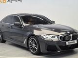 BMW 520 2022 года за 15 635 089 тг. в Алматы – фото 4