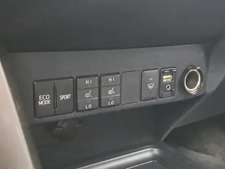 Toyota RAV4 2013 года за 8 430 000 тг. в Алматы – фото 17