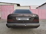 Mercedes-Benz E 220 1993 годаfor1 500 000 тг. в Туркестан – фото 4