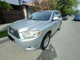 Toyota Highlander 2008 года за 9 200 000 тг. в Алматы – фото 2