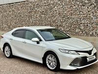 Toyota Camry 2020 года за 15 900 000 тг. в Шымкент