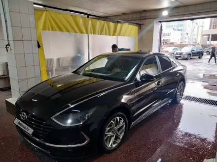 Hyundai Sonata 2022 года за 11 000 000 тг. в Астана – фото 5