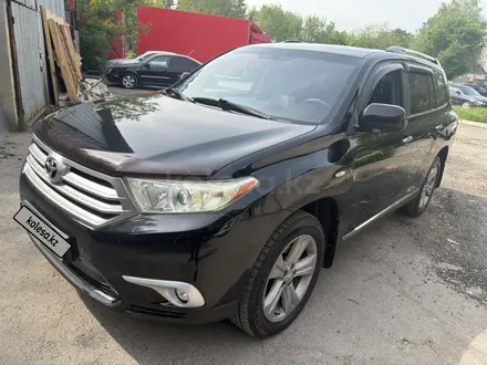 Toyota Highlander 2011 года за 11 500 000 тг. в Алматы – фото 2