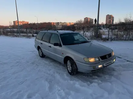 Volkswagen Passat 1995 года за 1 950 000 тг. в Астана – фото 5