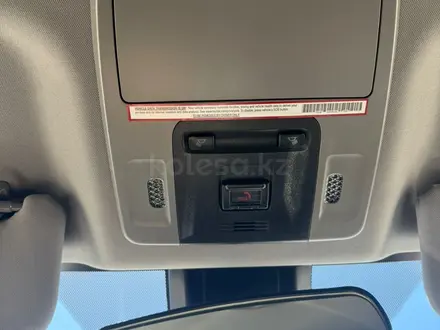 Toyota Camry 2021 года за 13 500 000 тг. в Актау – фото 10