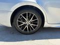 Toyota Camry 2021 года за 13 500 000 тг. в Актау – фото 11