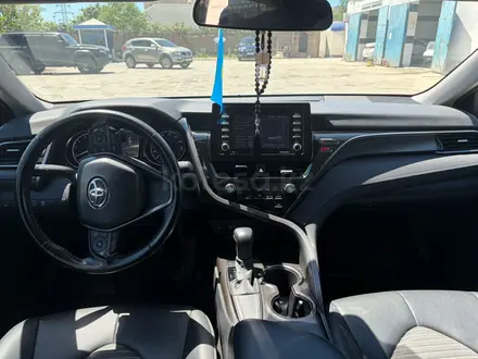 Toyota Camry 2021 года за 13 500 000 тг. в Актау – фото 6