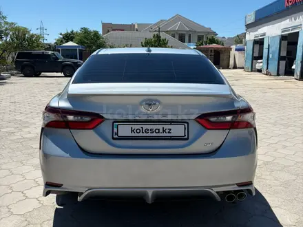 Toyota Camry 2021 года за 13 500 000 тг. в Актау – фото 9
