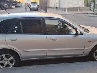 Mazda 323