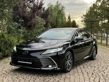 Toyota Camry 2021 года за 16 000 000 тг. в Алматы – фото 3