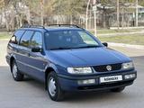 Volkswagen Passat 1994 года за 2 440 000 тг. в Павлодар – фото 2