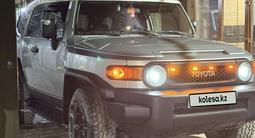 Toyota FJ Cruiser 2007 годаүшін13 700 000 тг. в Алматы – фото 2