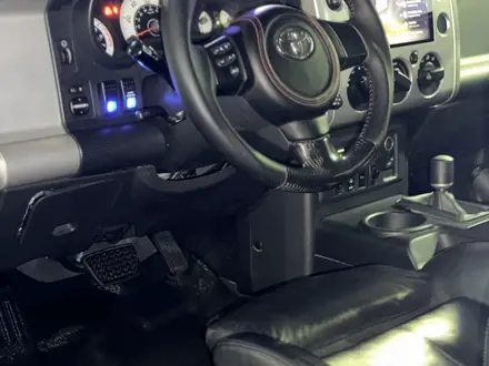 Toyota FJ Cruiser 2007 года за 13 700 000 тг. в Алматы – фото 22