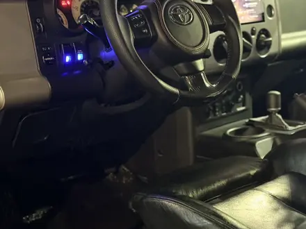 Toyota FJ Cruiser 2007 года за 13 700 000 тг. в Алматы – фото 21