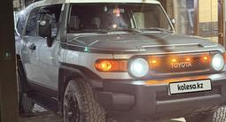 Toyota FJ Cruiser 2007 годаүшін13 700 000 тг. в Алматы
