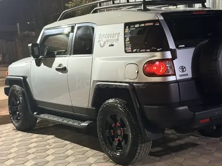 Toyota FJ Cruiser 2007 года за 13 700 000 тг. в Алматы – фото 8