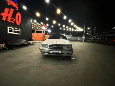 Mercedes-Benz C 200 1998 года за 3 000 000 тг. в Талдыкорган – фото 8