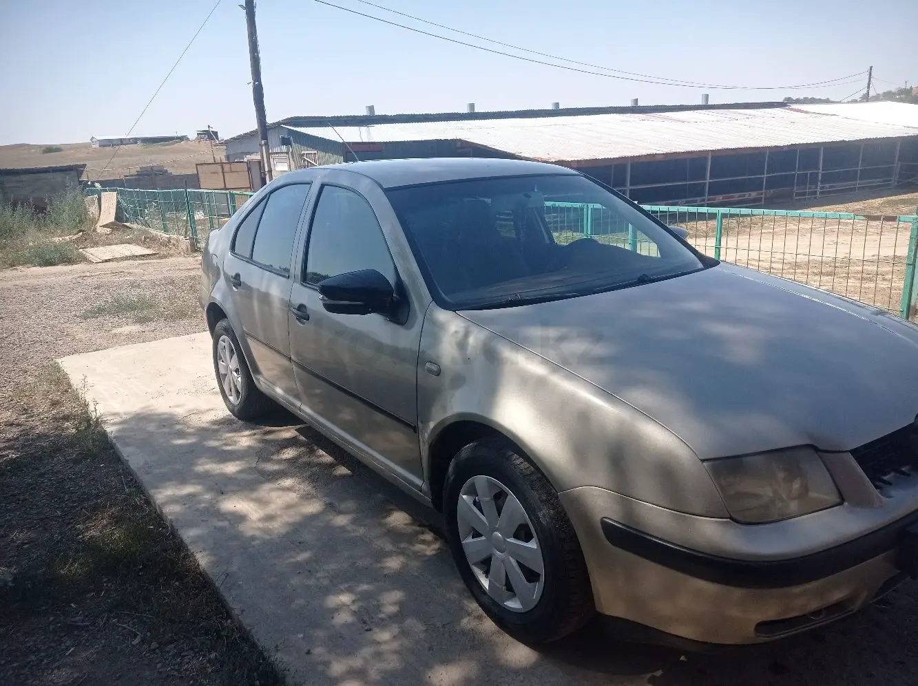 Volkswagen Bora, 2004