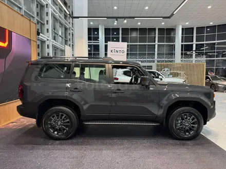 Toyota Land Cruiser Prado Comfort+ 2025 года за 35 490 000 тг. в Атырау – фото 4