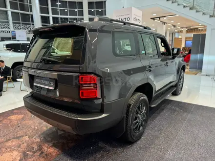 Toyota Land Cruiser Prado Comfort+ 2025 года за 35 490 000 тг. в Атырау – фото 5