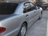 Mercedes-Benz E 230 1998 года за 2 300 000 тг. в Шымкент – фото 3