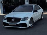 Mercedes-Benz S 63 AMG 2015 года за 23 000 000 тг. в Астана