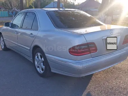 Mercedes-Benz E 320 1999 года за 3 600 000 тг. в Шымкент – фото 3