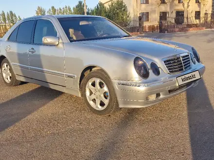 Mercedes-Benz E 320 1999 года за 3 600 000 тг. в Шымкент – фото 5