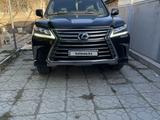 Lexus LX 570 2016 годаfor45 000 000 тг. в Тараз