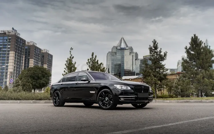 BMW 750 2014 годаүшін15 000 000 тг. в Алматы