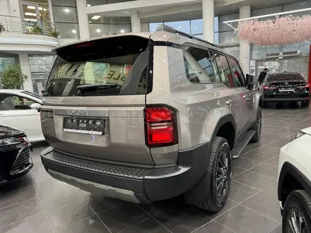 Toyota Land Cruiser Prado 2024 года за 30 990 000 тг. в Актобе – фото 2