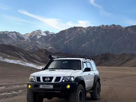 Nissan Patrol 2005 года за 15 000 000 тг. в Алматы