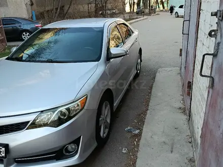 Toyota Camry 2014 года за 8 500 000 тг. в Тараз – фото 2