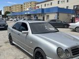 Mercedes-Benz E 200 1996 годаүшін1 200 000 тг. в Жанаозен – фото 4