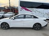 Hyundai Elantra 2024 года за 8 300 000 тг. в Алматы – фото 2