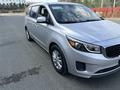 Kia Carnival 2016 годаүшін6 000 000 тг. в Атырау – фото 3